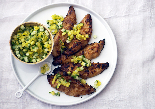 16. Broiled Chicken Tenders With Pineapple Relish