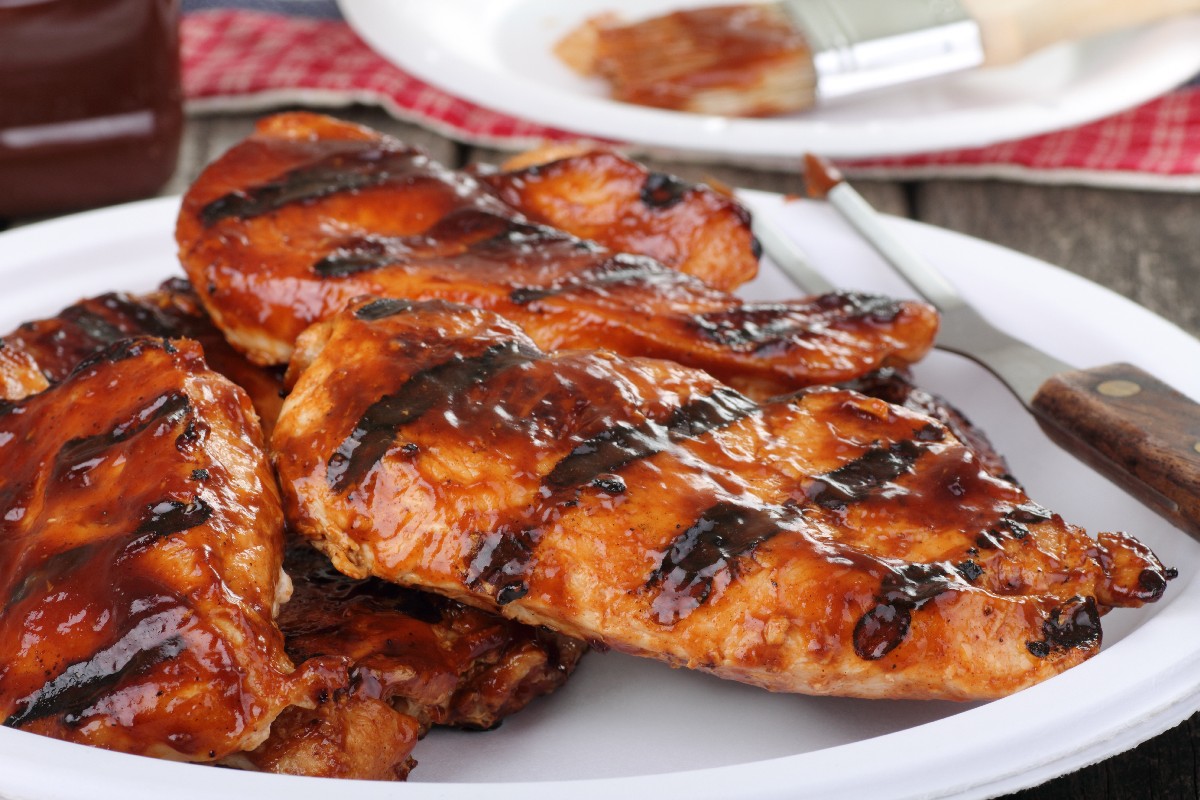 20. Easy Barbecued Chicken (6 Points)