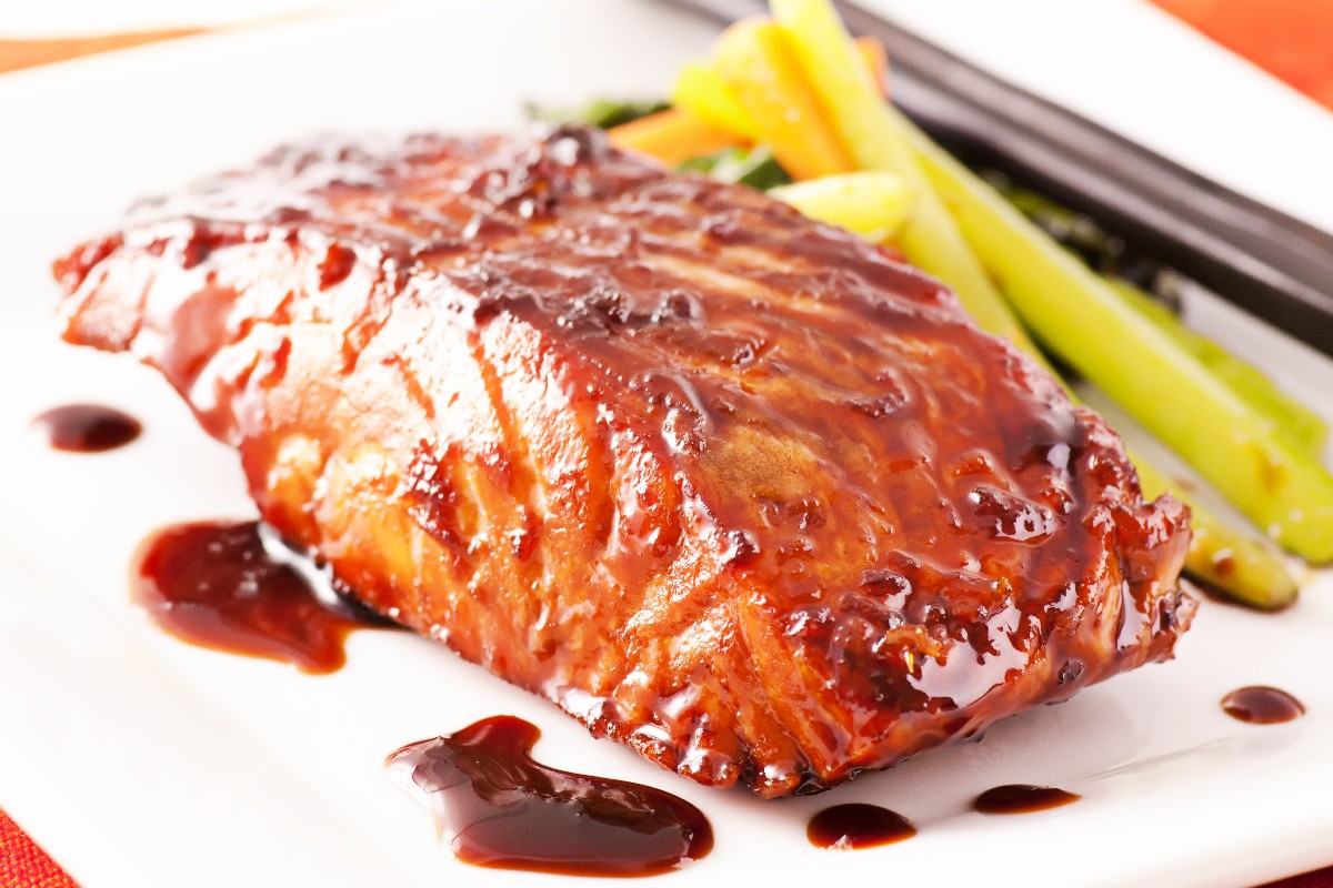 30. Grilled Salmon with Teriyaki Sauce (4 Points)