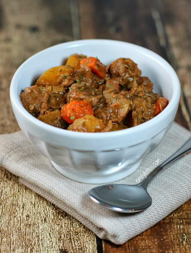 5. Slow Cooker Beef Stew (8 Points)