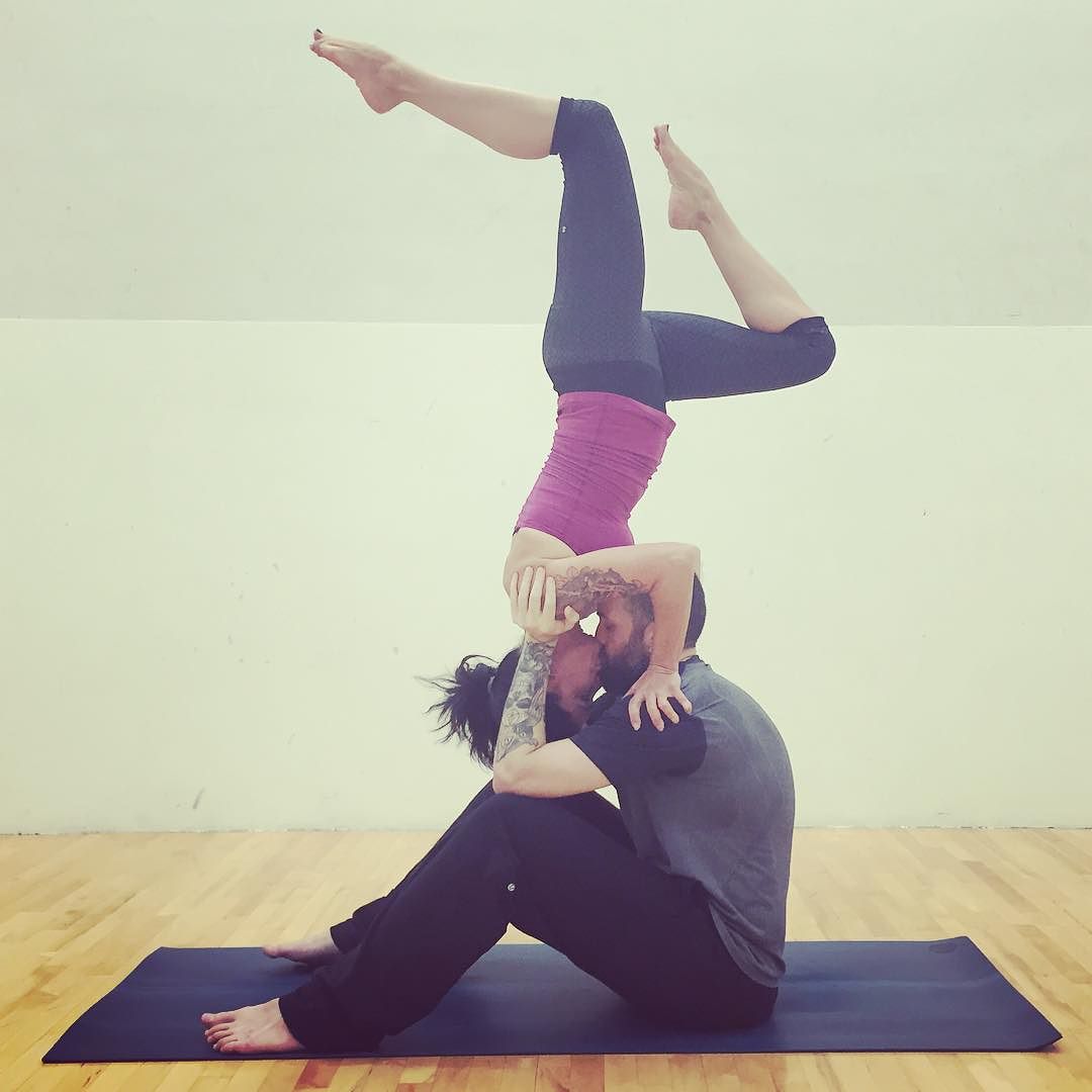 61 Amazing Couples Yoga Poses That Will Motivate You Today Trimmedandtoned