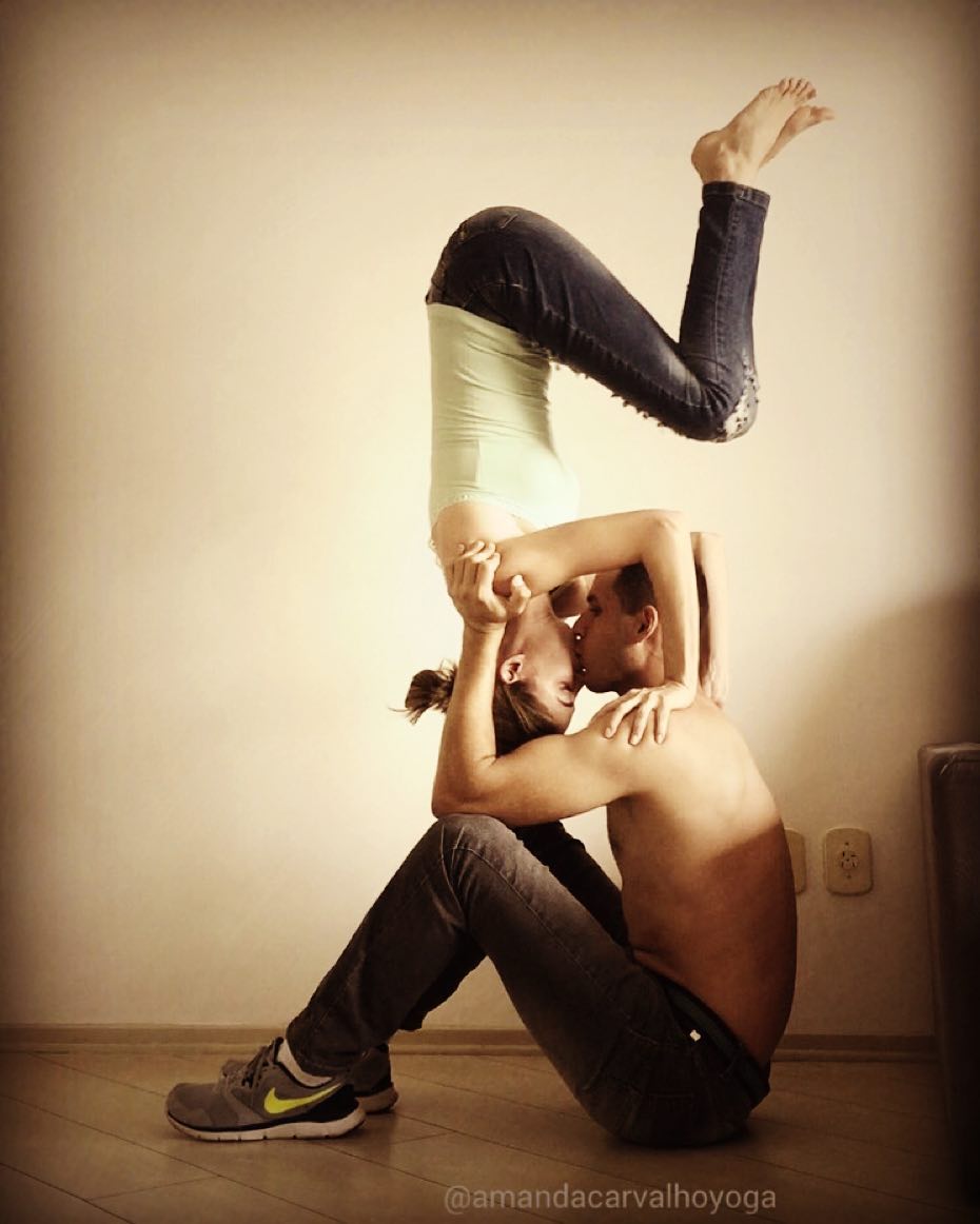 The 10 Best Yoga Poses for Two People | BOXROX