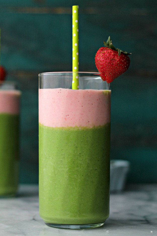 8. Green Berry Smoothie