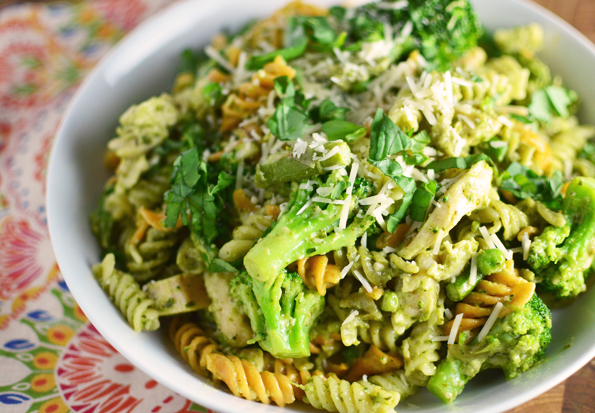 Green-Veggie-Pesto-Pasta-wide-side